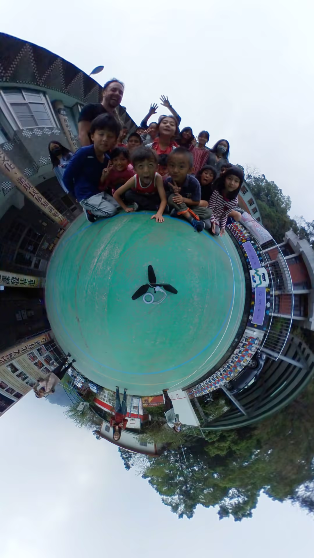 Laiji children 360 workshop — tiny-planet image