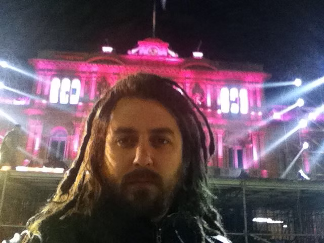 On-site documentation in front of Casa Rosada